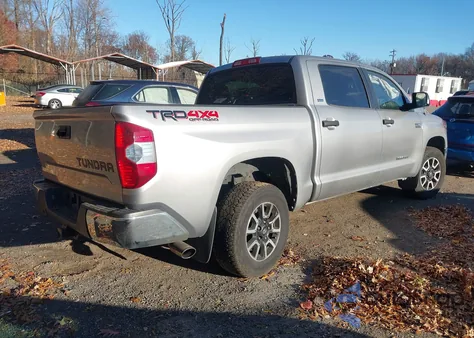 2016 Toyota Tundra Sr5 5.7L V8 из США, поврежденный, VIN 5TFDW5F18GX490377